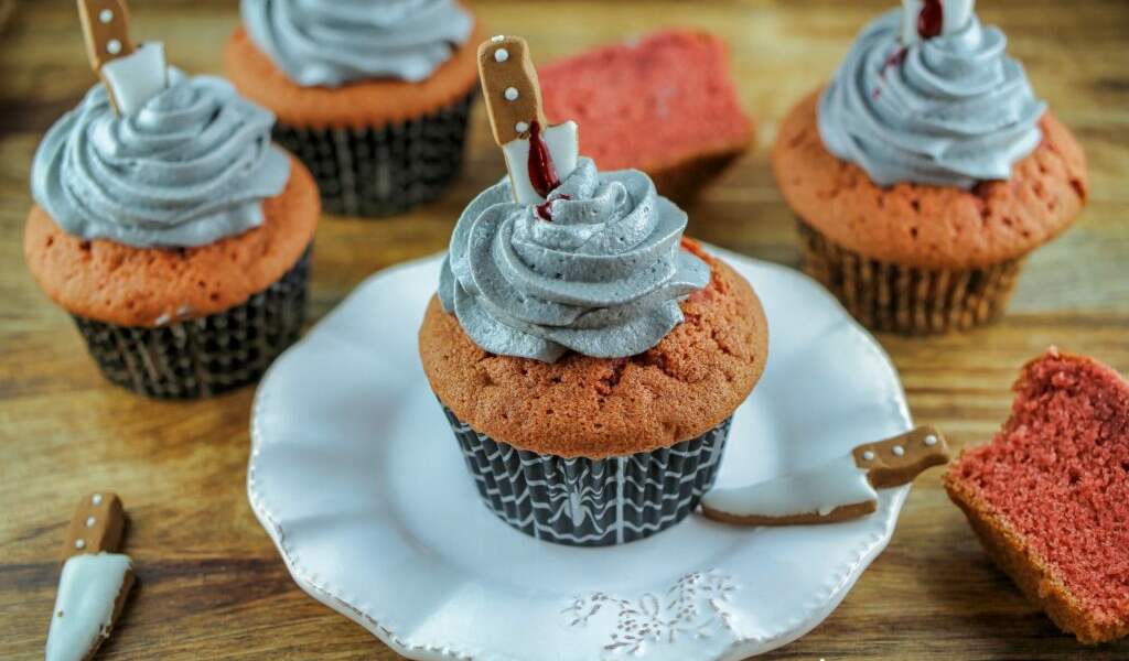 Halloween-Red-Velvet-Cupcakes