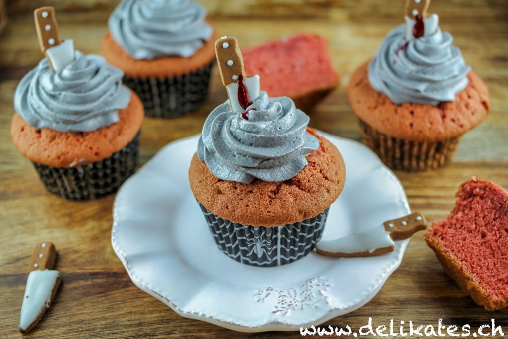 Halloween-Red-Velvet-Cupcakes