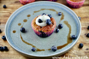 Saftige-Low-Carb-Blaubeer-Muffins-einfaches-Rezept-ohne-Zucker